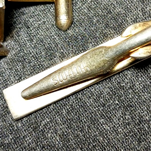 Vintage SWANK Cufflinks and TieBar Set - Picture 3 of 3